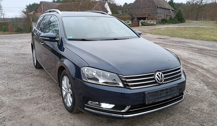 Volkswagen Passat cena 32700 przebieg: 226000, rok produkcji 2011 z Gubin małe 301